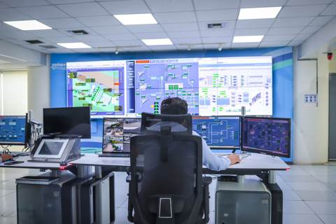Cerebras Systems AI Chip News Shares Fall on Margin Concerns