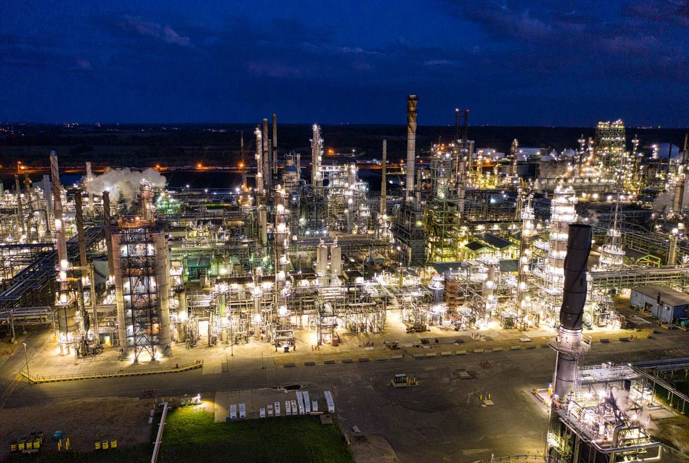 Crude oil refinery operations
